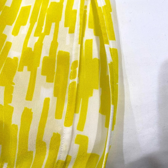 NWOT St. John Buttercup Yellow Dress Size L - Picture 2 of 4